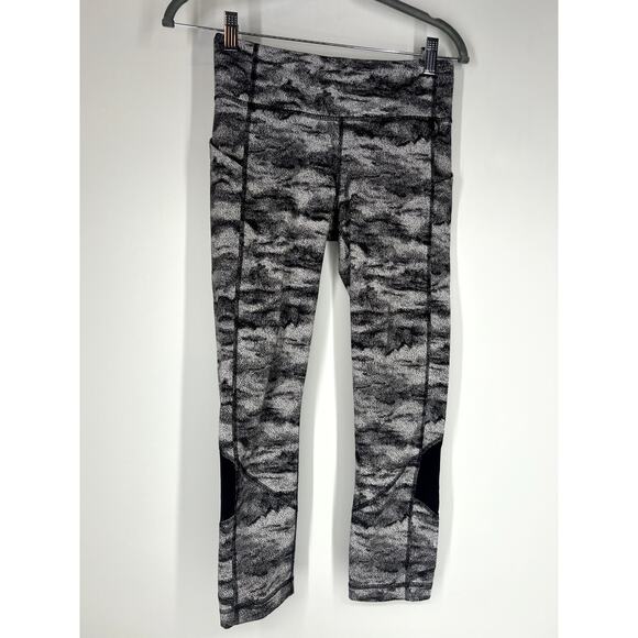 Lululemon wunder under crop leggings 4 - Picture 1 of 6